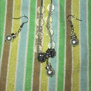 Pearl earrings and necklace set